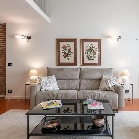 Apartment Piazza Anfiteatro - Elegant *