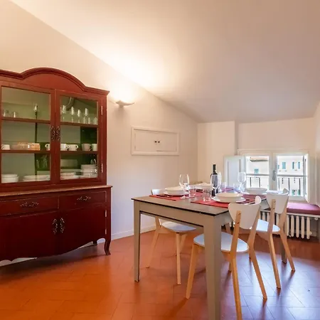 Piazza Anfiteatro - Elegant