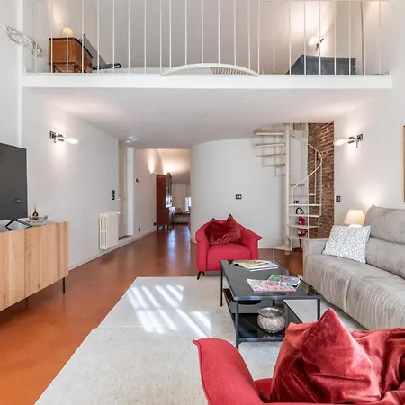 Piazza Anfiteatro - Elegant Apartment Lucca